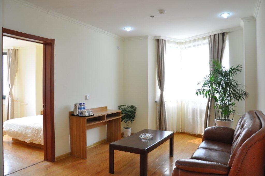 Super 8 Hotel Qingdao Railway Station Gui Zhou Road Phòng bức ảnh